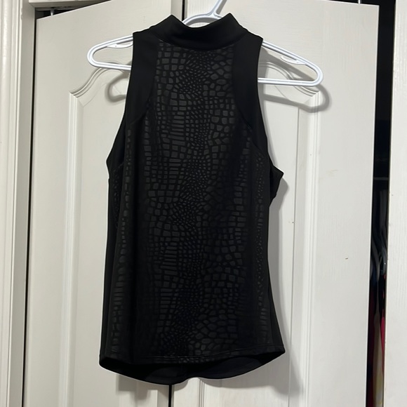 Dynamite black top with leopard print - Picture 1 of 1